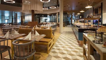 Café da manhã com buffet diário (NOK 200 por pessoa)