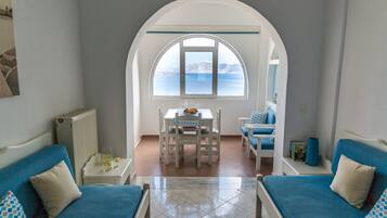 Apartment, 1 Bedroom (Caldera View) | Vistas al mar