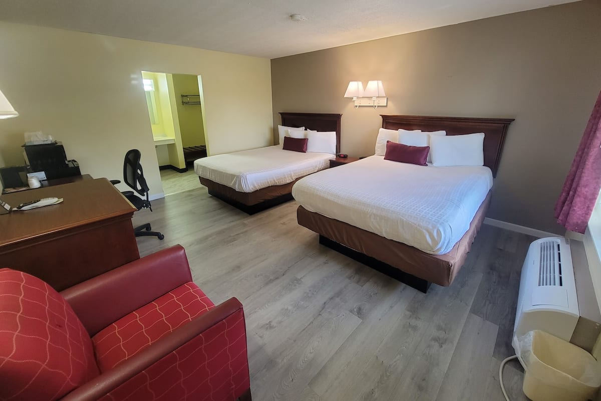 Strykejern/-brett og sengetøy