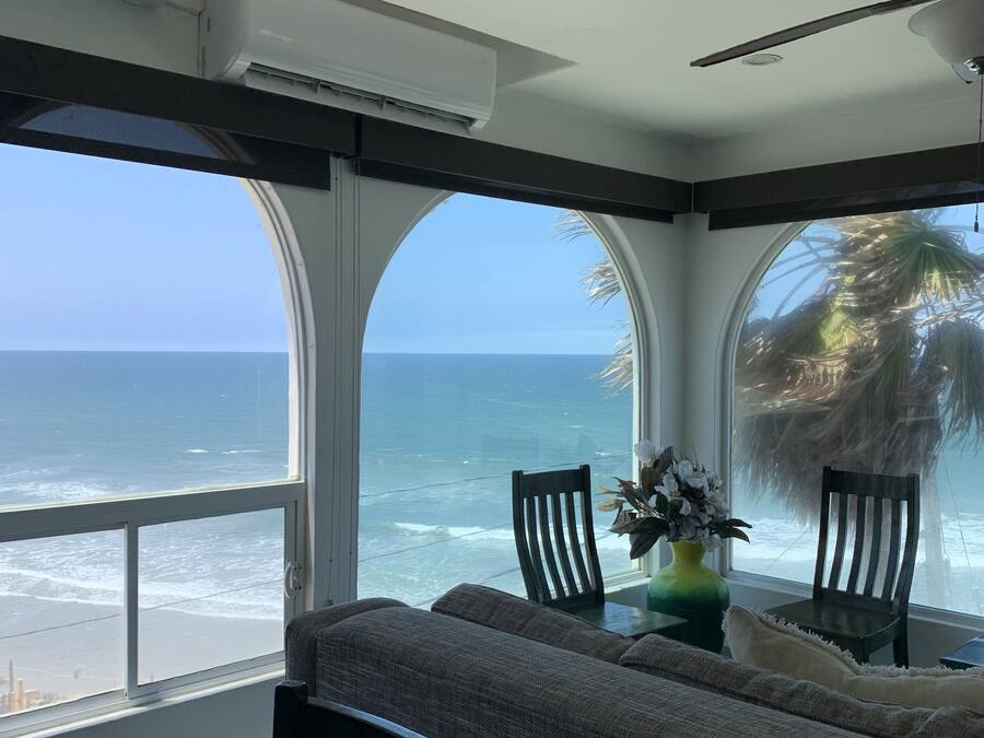 32-inch flat-screen TV with digital channels, TV, Netflix