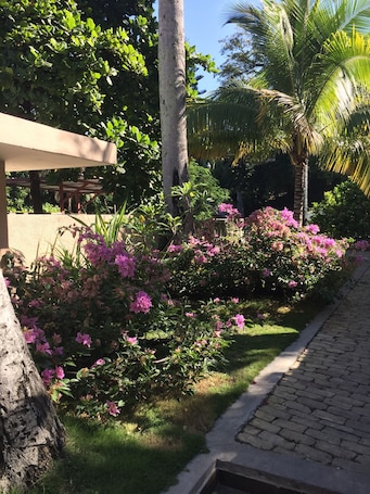 Detalhe da fachada. Palm Residence