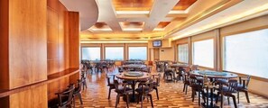 Lunch and dinner served, vegetarian cuisine - Eskay Resorts (Mumbai)
