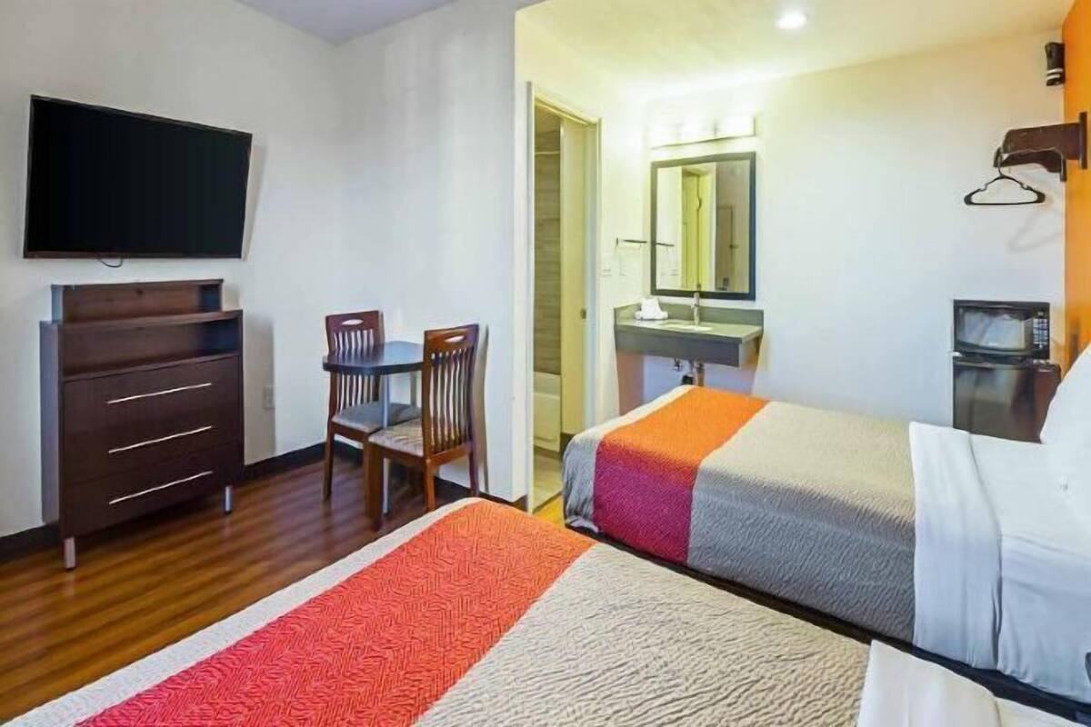 Iron/ironing board (on request), WiFi (free), bed sheets