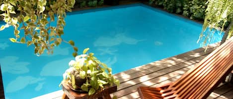 Utomhuspool