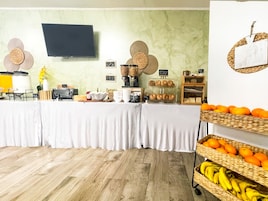 Desayuno continental incluido todos los días 