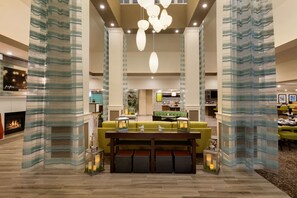 Lobby - Hilton Garden Inn Statesville (Statesville)