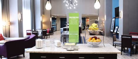 Tägliches inbegriffenes Frühstücksbuffet
