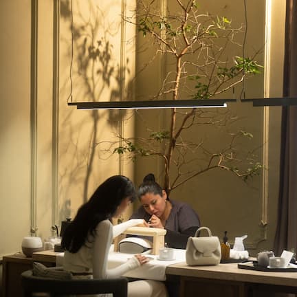 Couples treatment rooms, sauna, hot tub, steam room, body treatments