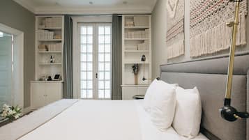 Chambre Exclusive, 1 trĂšs grand lit, vue ville