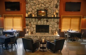 Dinner served - The Ridge (Gaylord)