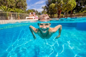 Outdoor pool - Tasman Holiday Parks - Kioloa Beach (Kioloa)
