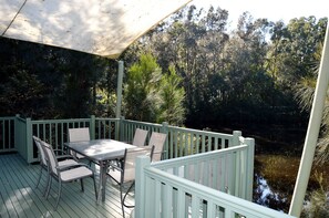 小屋, 2 间卧室, 双浴室, 湖景 (Lagoon Retreat) | 露台