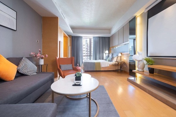 Deluxe Room with Garden View | Desk, blackout drapes, iron/ironing board, free WiFi