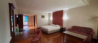 Hotel Mega Cikini