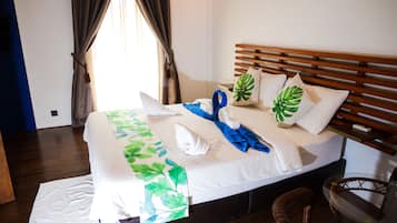 Minibar, in-room safe, desk, soundproofing