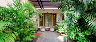 Ahuja Residency Cyber City I