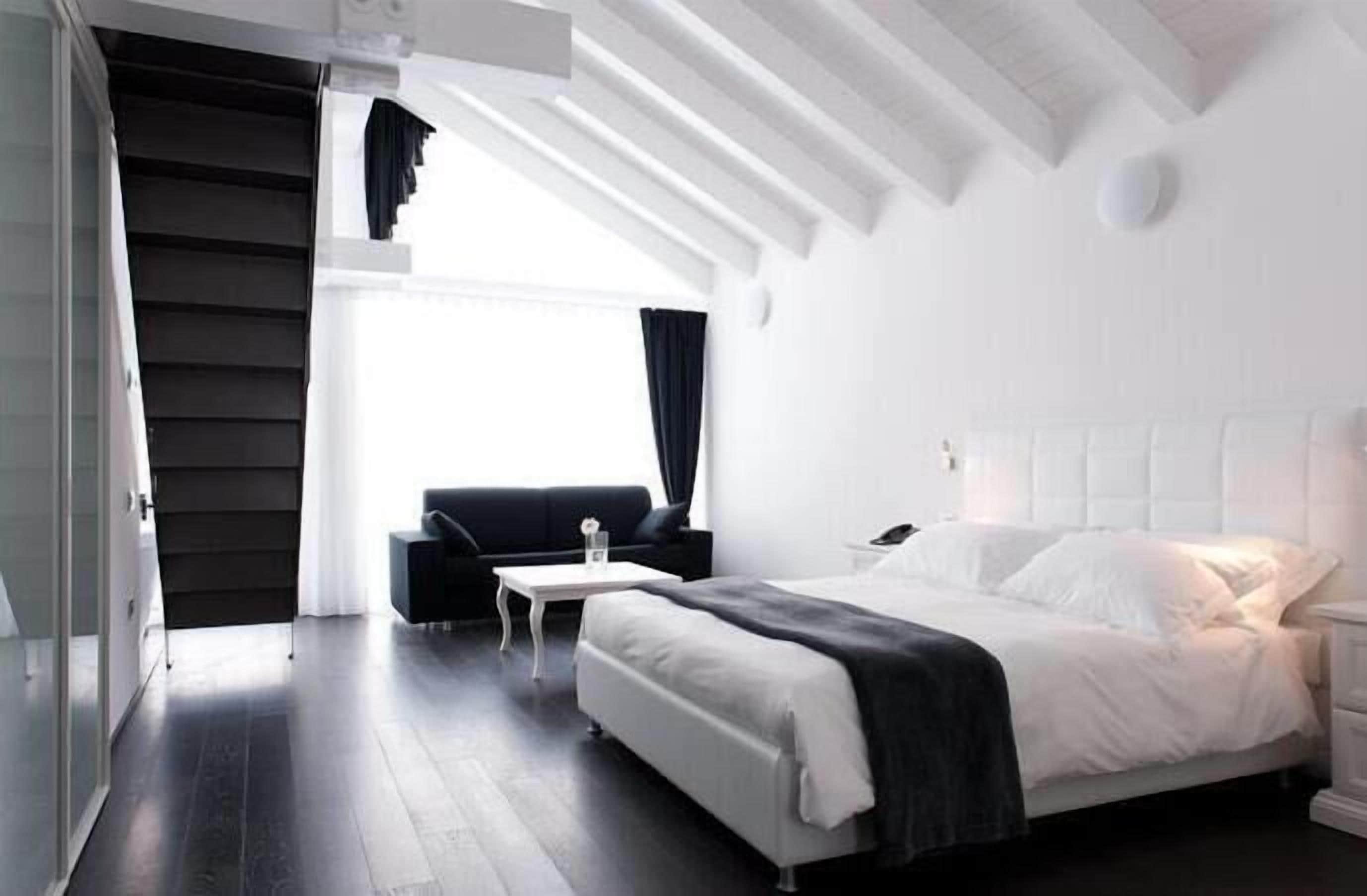 Family Room | In-room safe, free cribs/infant beds, free WiFi, bed sheets