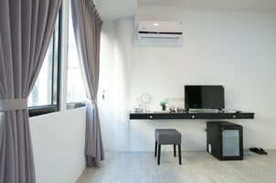 1 habitación, minibar, decoración personalizada y muebles diferentes 