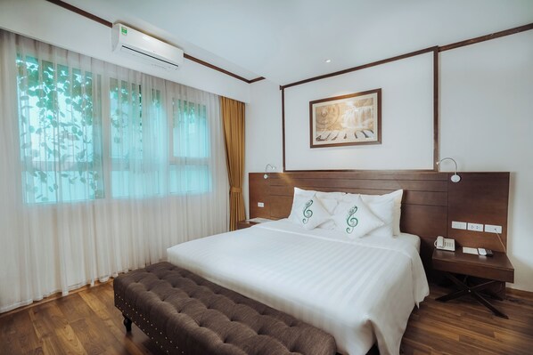 Family Suite, 2 Bedrooms, Connecting Rooms, City View