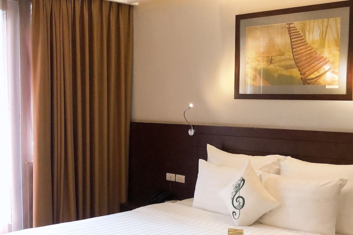 1 bedroom, minibar, in-room safe, desk