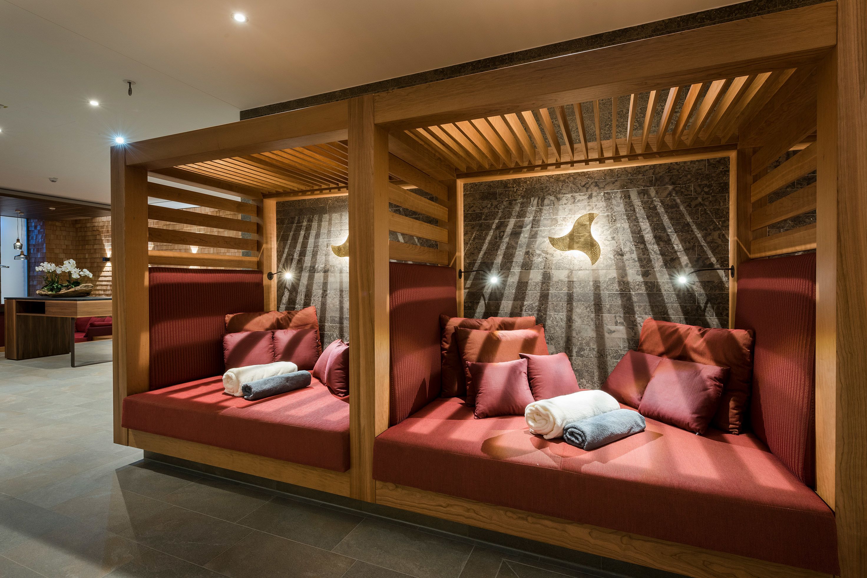 couples treatment room(s), sauna, hot tub, steam room