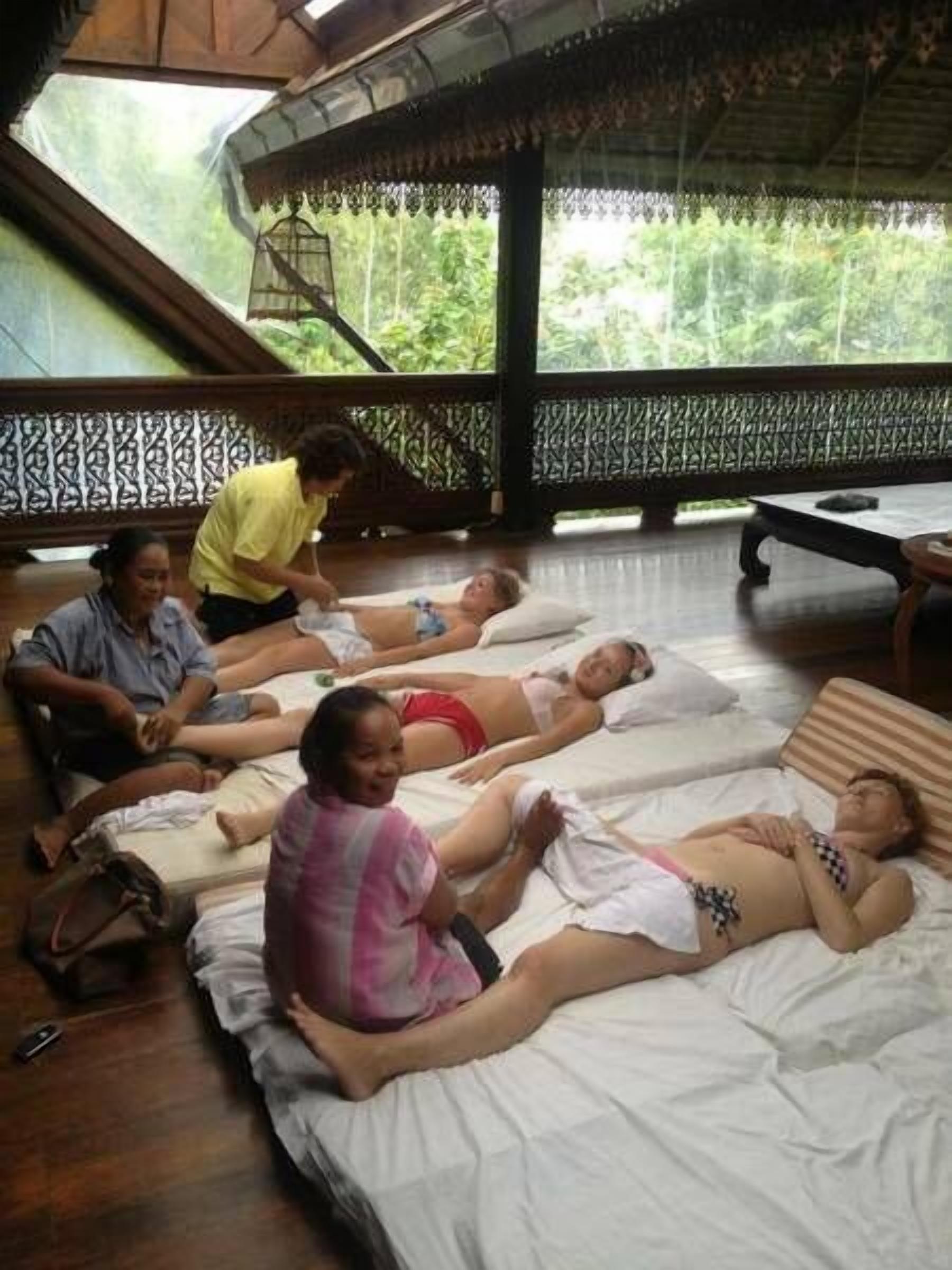 การนวดแผนไทย