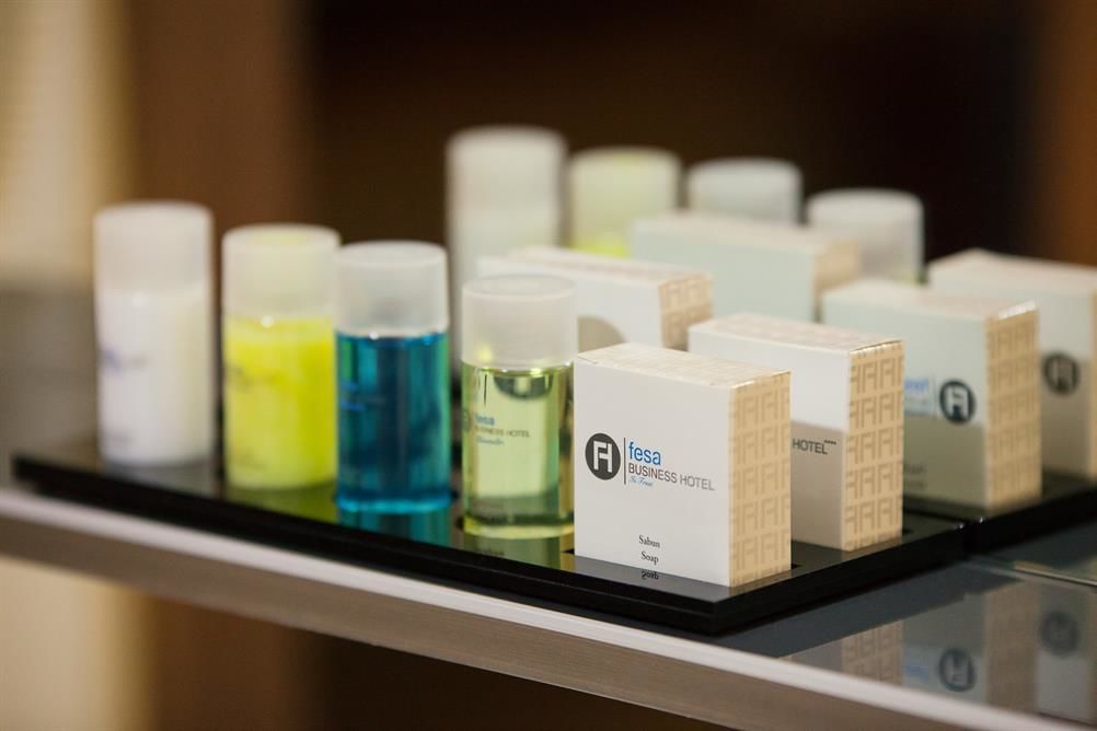 shower, free toiletries, hair dryer, slippers