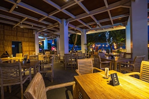 Spécialités Cuisine locale et internationale