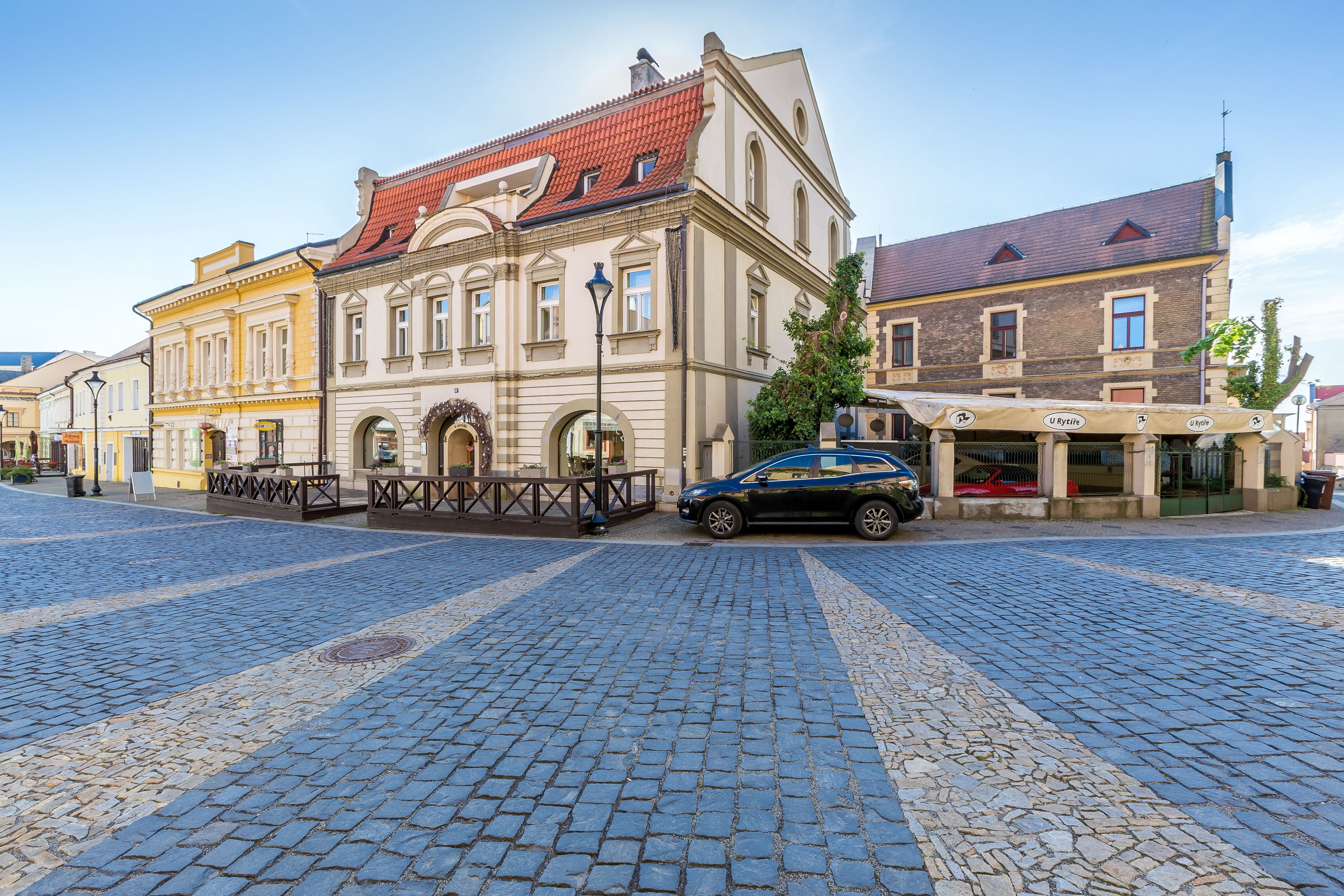 Front of property – evening/night