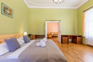 Apartment, 1 Bedroom (2) | 1 bilik tidur, peralatan tempat tidur premium, bar mini 