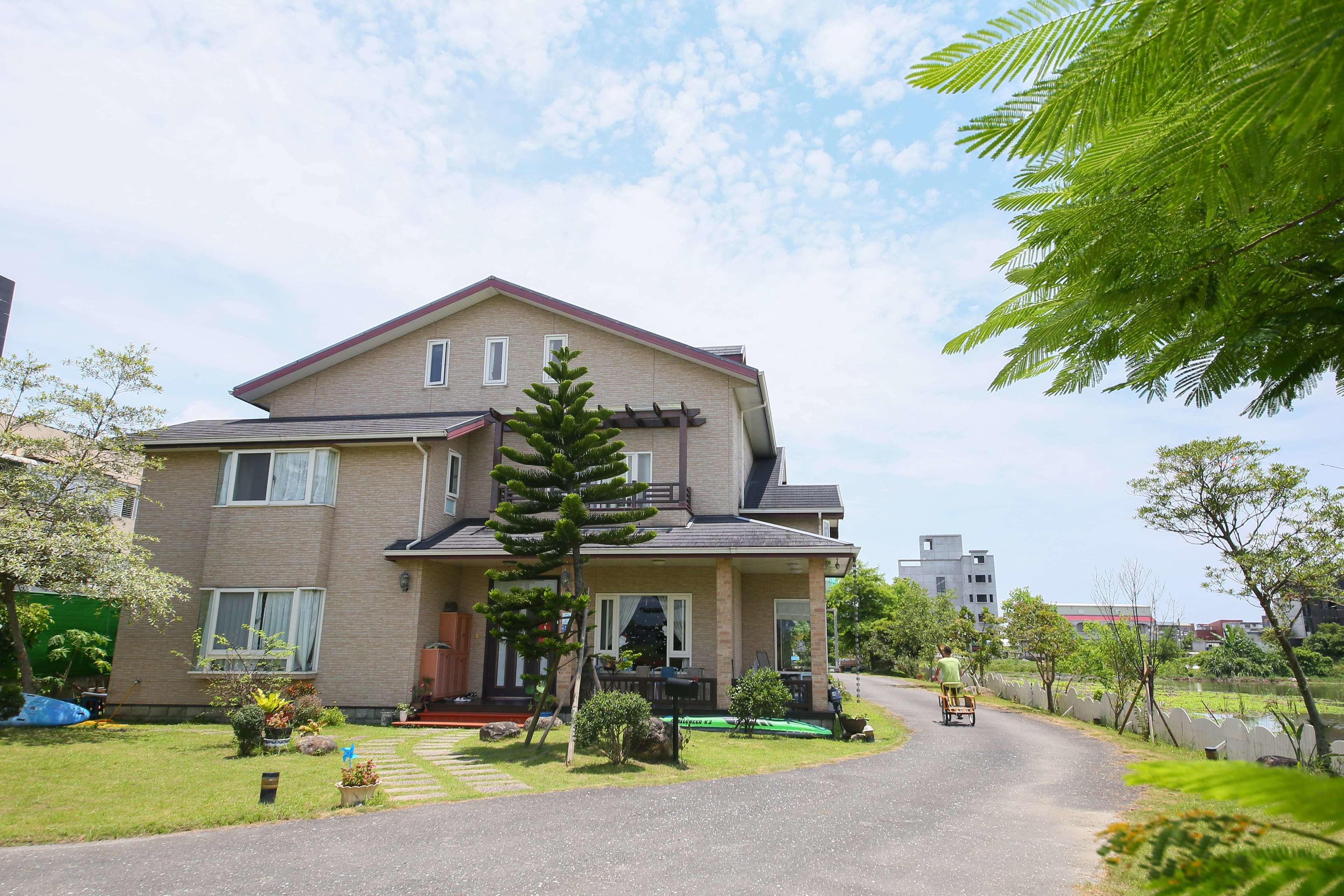 Fachada de la propiedad