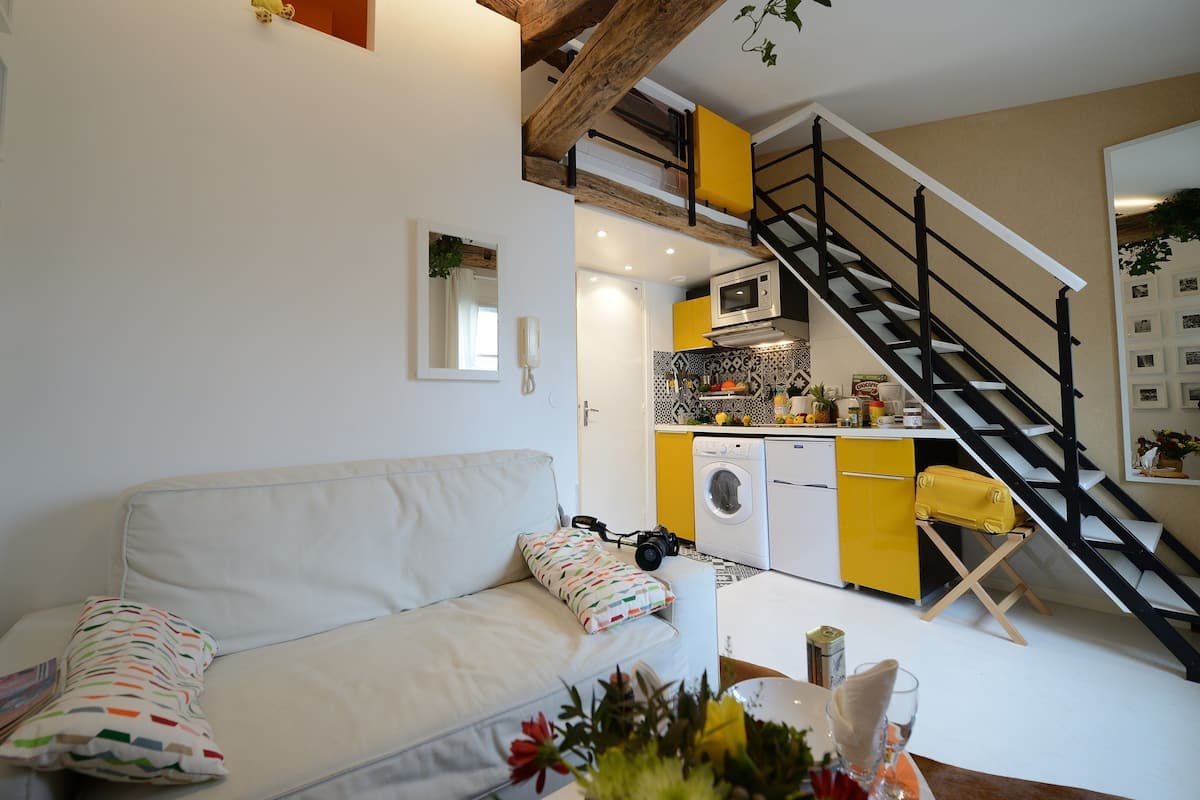 Studio (Discovery) | In-room safe, iron/ironing board, cribs (free), WiFi (free)