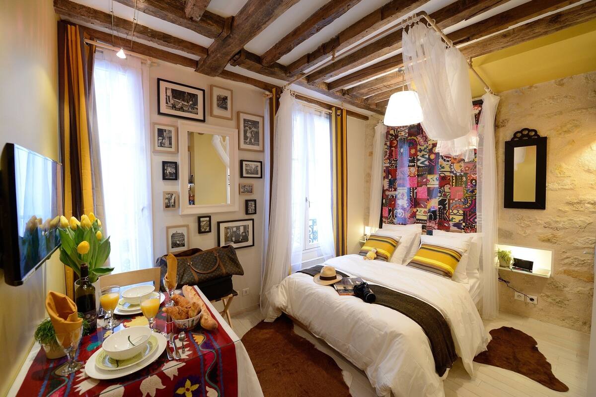 Studio (Bollywood Fox) | In-room safe, iron/ironing board, cribs (free), WiFi (free)