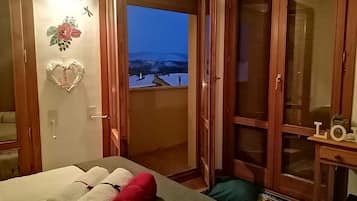 Habitación doble | 1 dormitorio, escritorio, wifi gratis