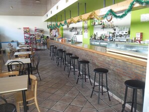 Bar (in der Unterkunft)