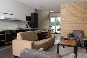 En 42-tommers Flatskjerm-TV med digitale kanaler samt TV