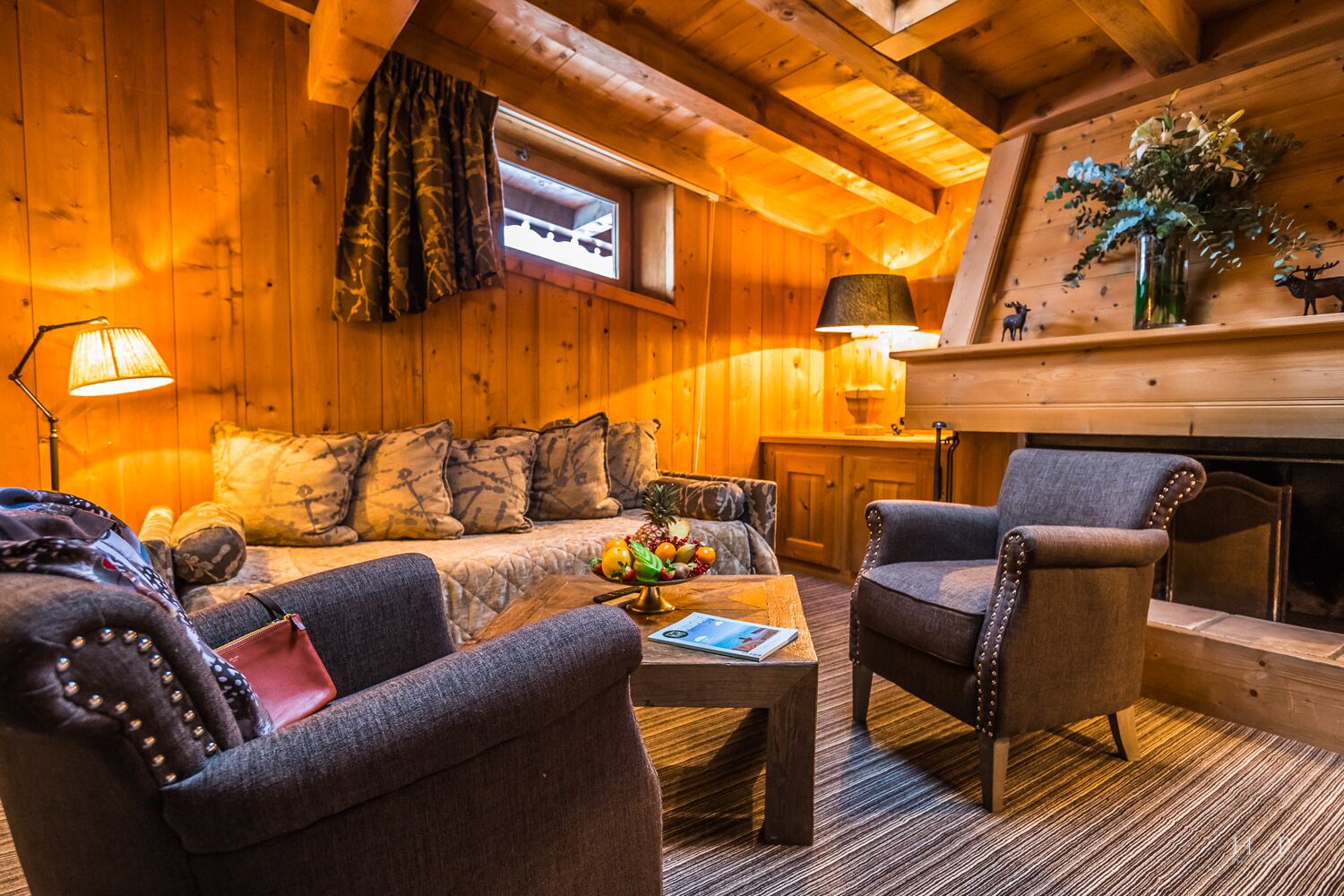 family suite | living area | flat-screen tv