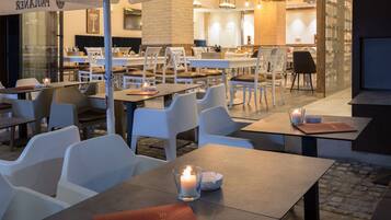 ์ผ์ธ ์๋น