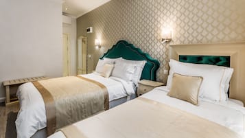 ํธ์๋ฃธ | ๊ณ ๊ธ ์นจ๊ตฌ, ๋ฏธ๋๋ฐ, ๊ฐ์ค ๋ด ๊ธ๊ณ , ์ฑ
์