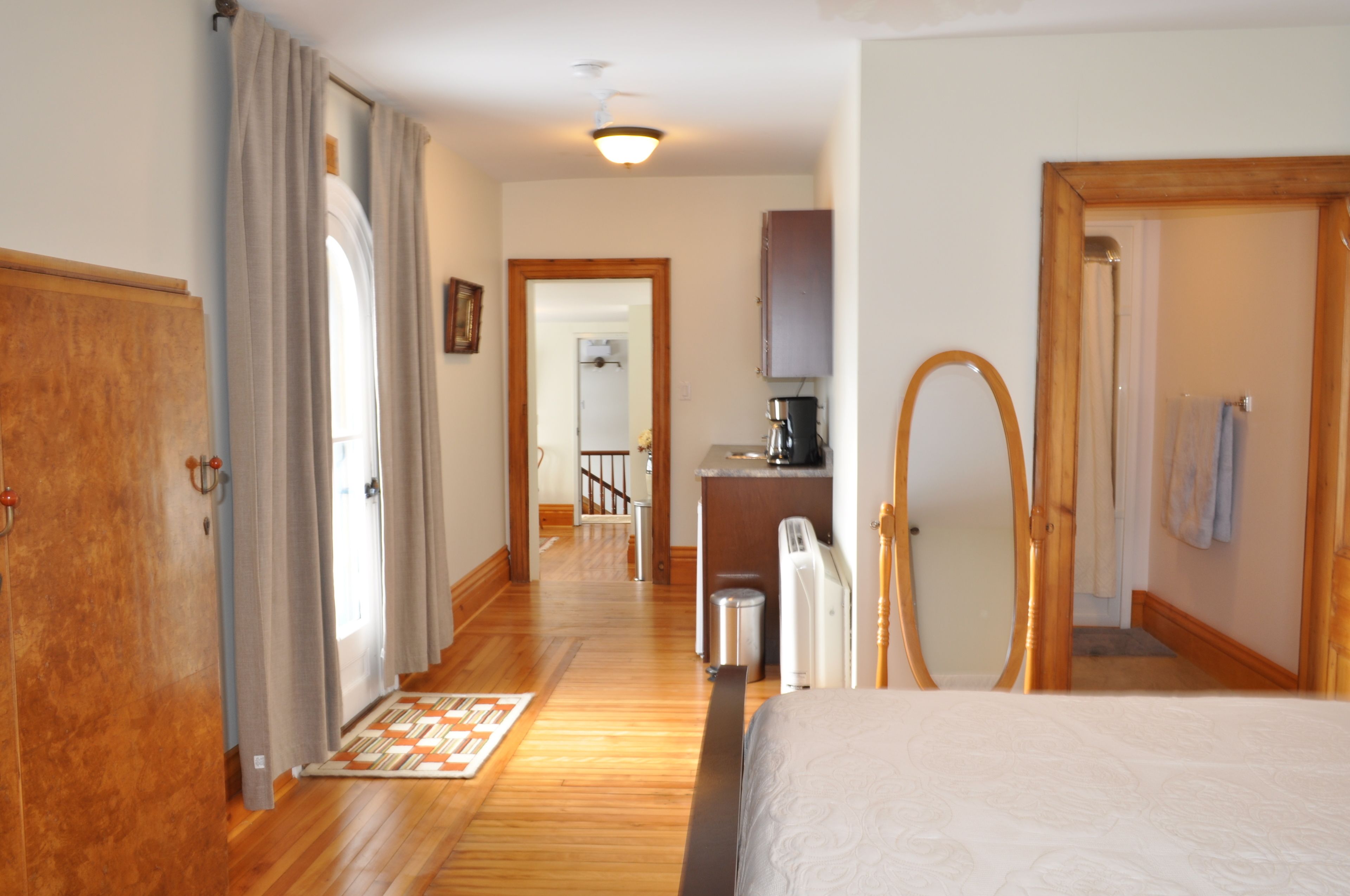 premier suite, 1 queen bed, non smoking, kitchenette | 1 bedroom, egyptian cotton sheets, premium bedding, pillow-top beds