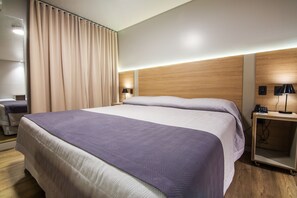 Minibar, in-room safe, desk, free WiFi - JR Hotel (Presidente Prudente)