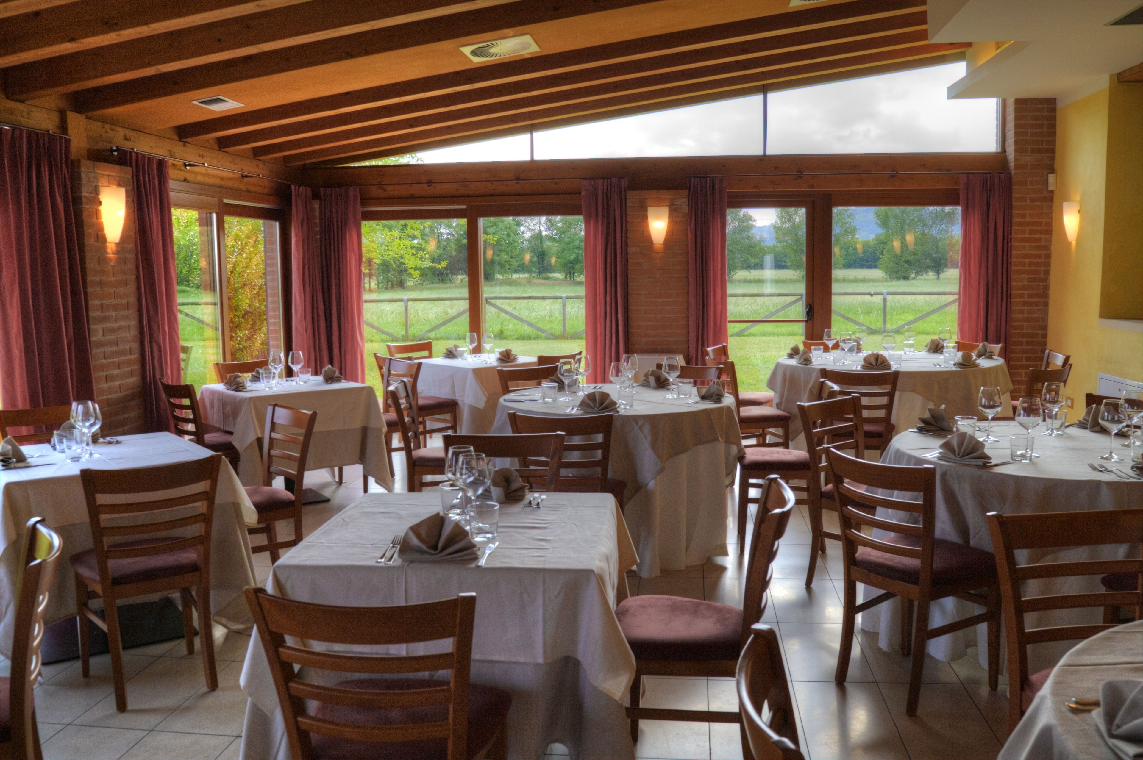 Lunch and dinner served, Regional cuisine