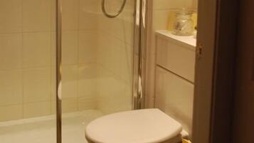 Executive Twin Room, Ensuite | Bathroom