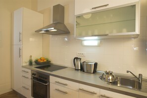 Suite Deluxe, 2 chambres, vue ville | Cuisine privée