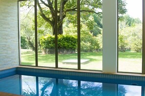 Indoor pool, outdoor pool - Garden Hill Hotel e Golfe (São João del Rei)