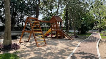 Kinderspeelruimte - buiten