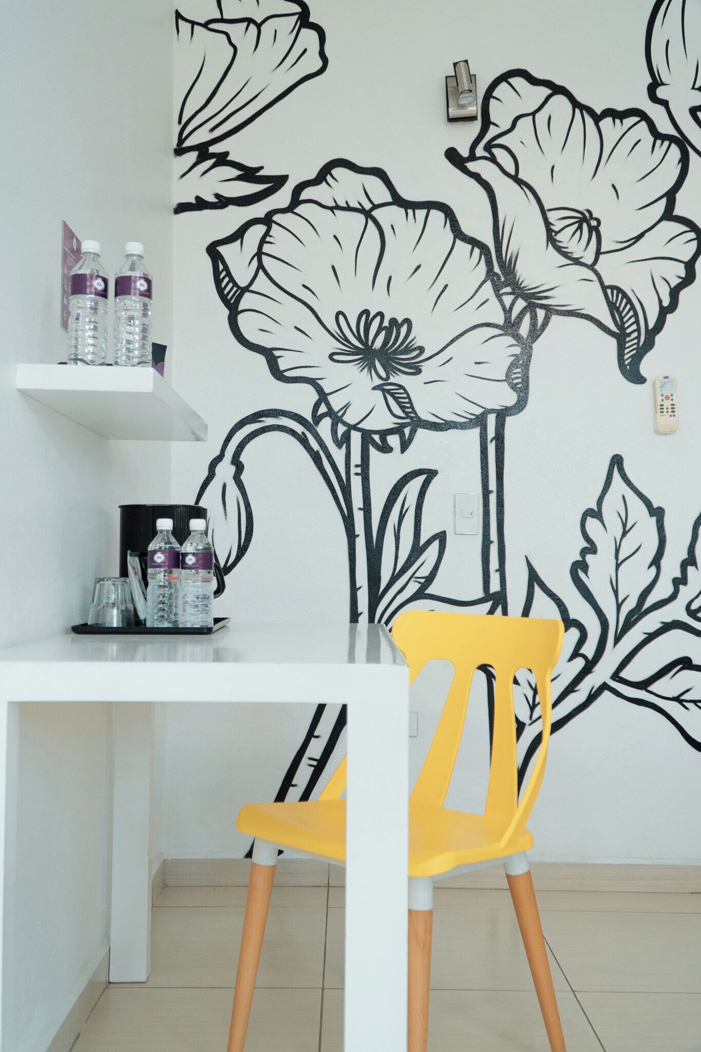 doble herencia | 1 bedroom, individually decorated, individually furnished, desk