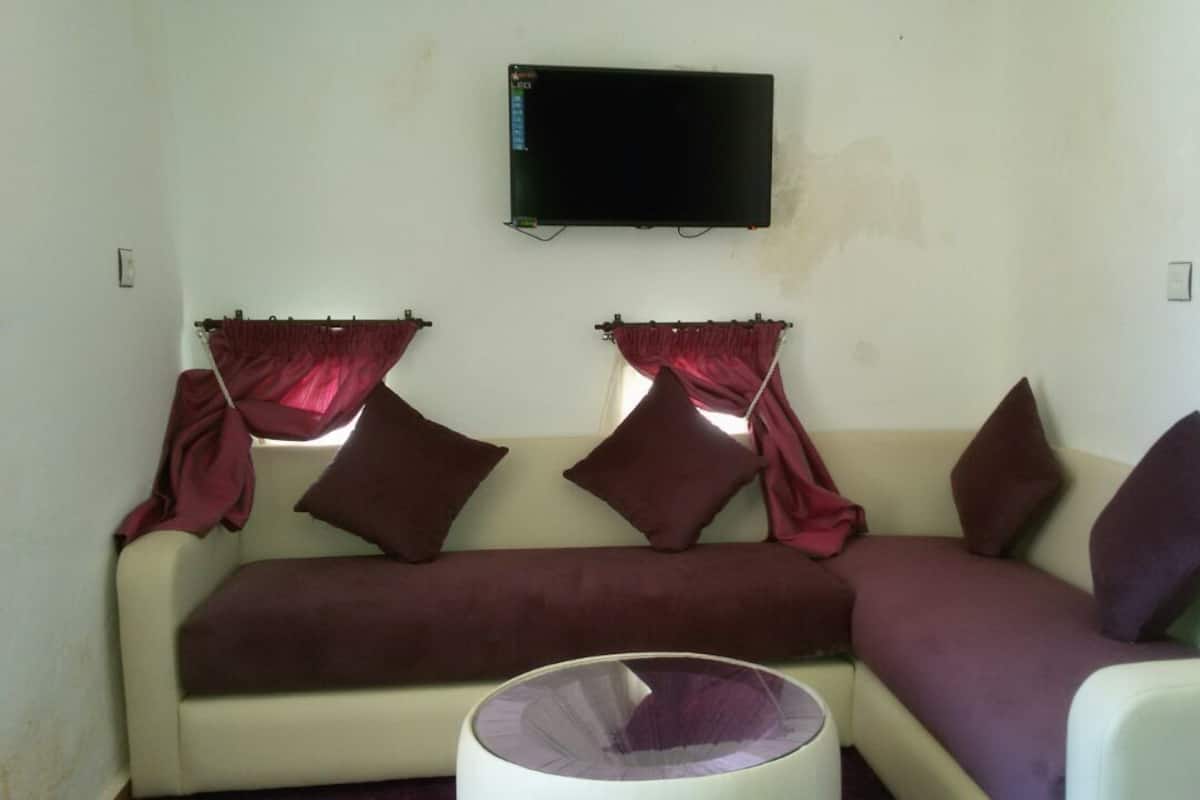 Comfort Double Room (Bab Ain) | In-room safe, soundproofing, free cribs/infant beds, rollaway beds