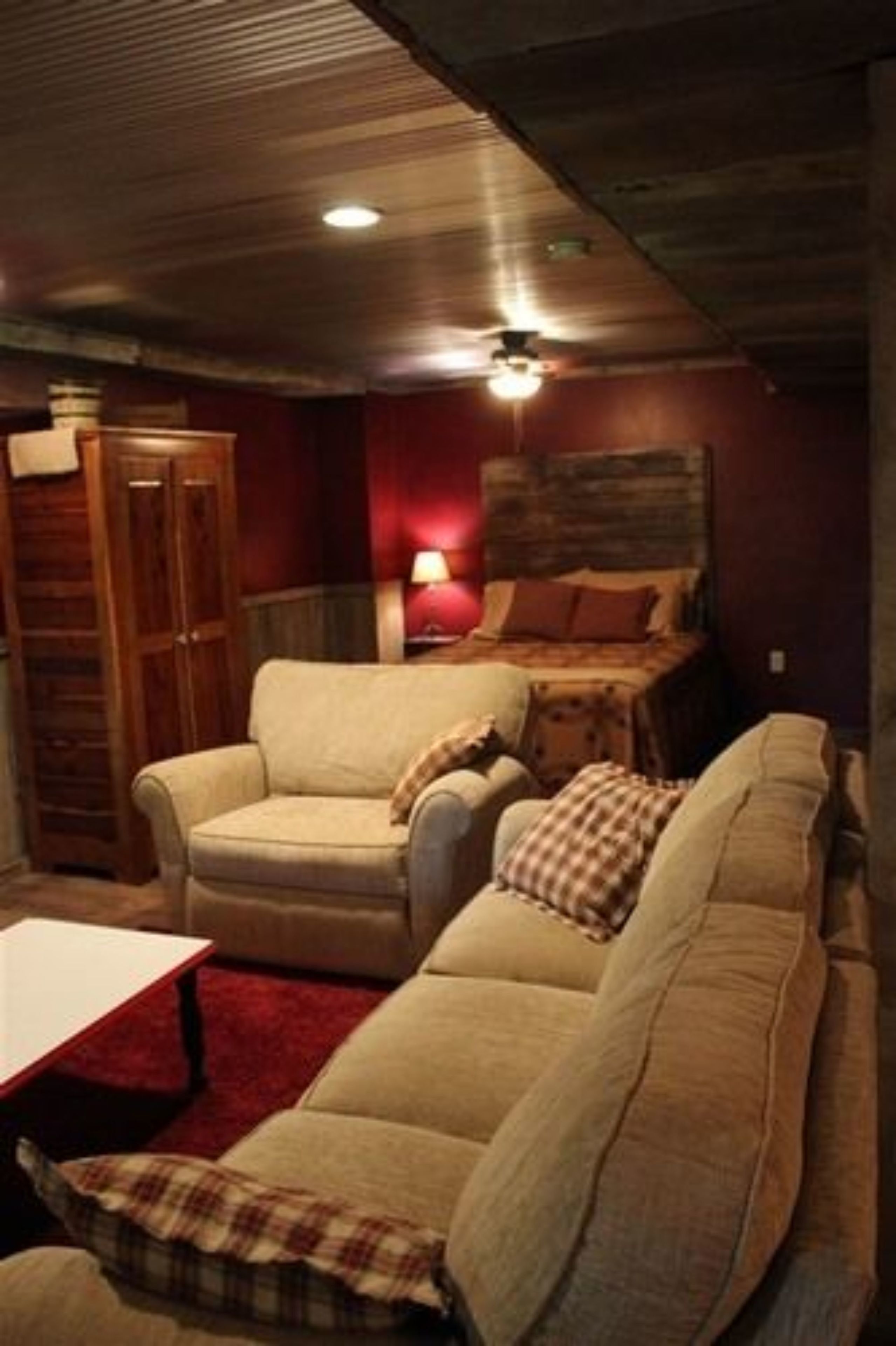 room, private bathroom (amish country comfort 1) | living area | 50-inch flat-screen tv with cable channels, tv, fireplace