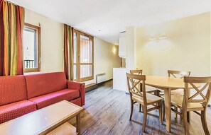 Select Studio 4 persons | Living area